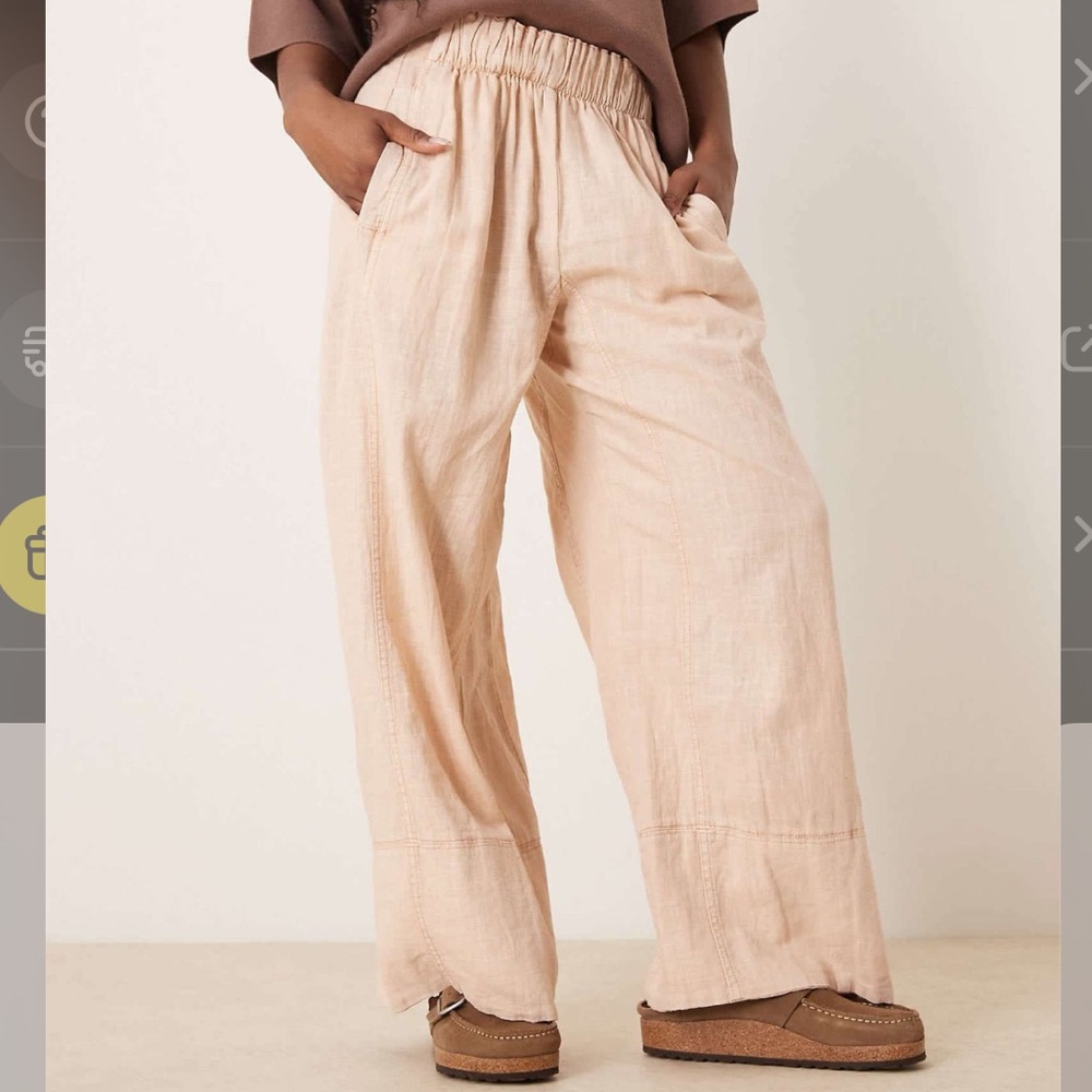 Free People days end linen pull-on pants in sand dollar $78
Size Large - Picture 2 of 9